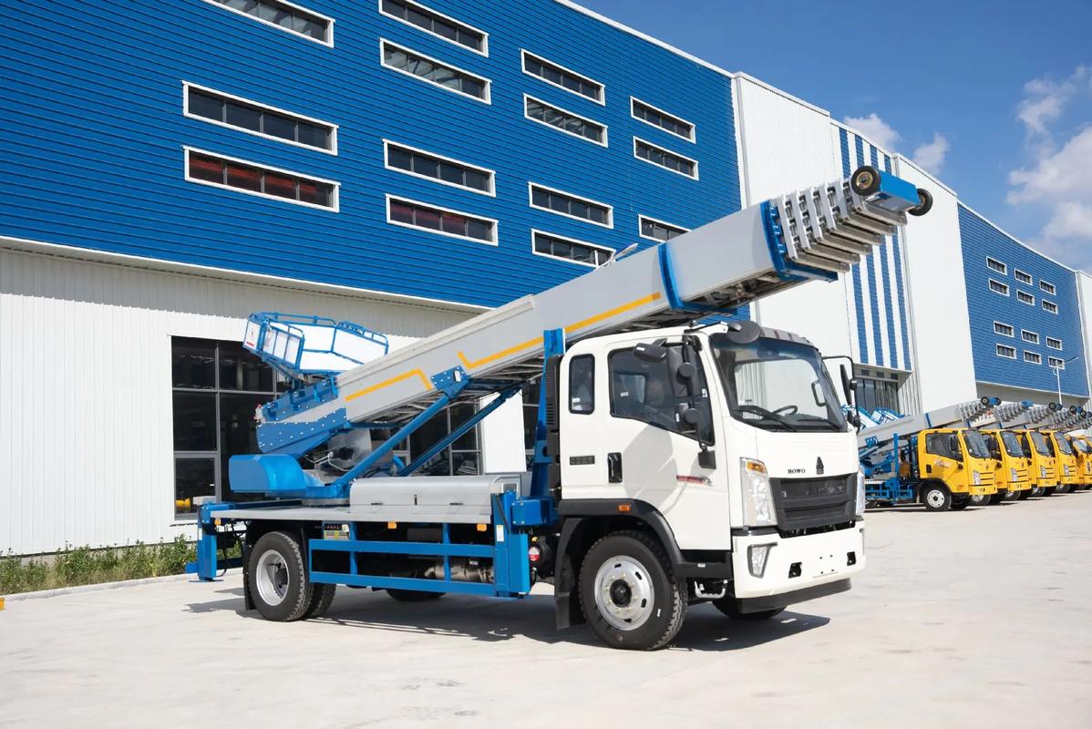 叶县出租云梯车高空作业车 建筑垃圾搬运